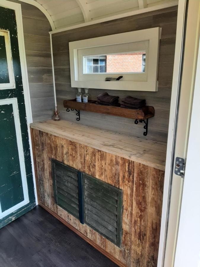 Glamping De Vrije Wind, Tentverhuur Houwerzijl Bagian luar foto